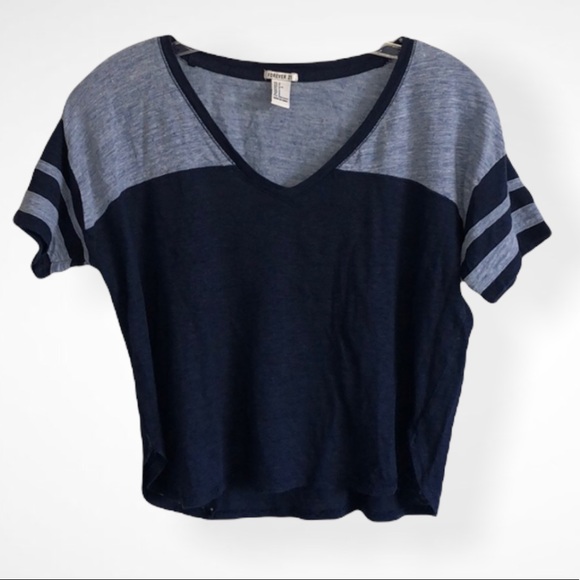Forever 21 Tops - Forever 21 Crop Top